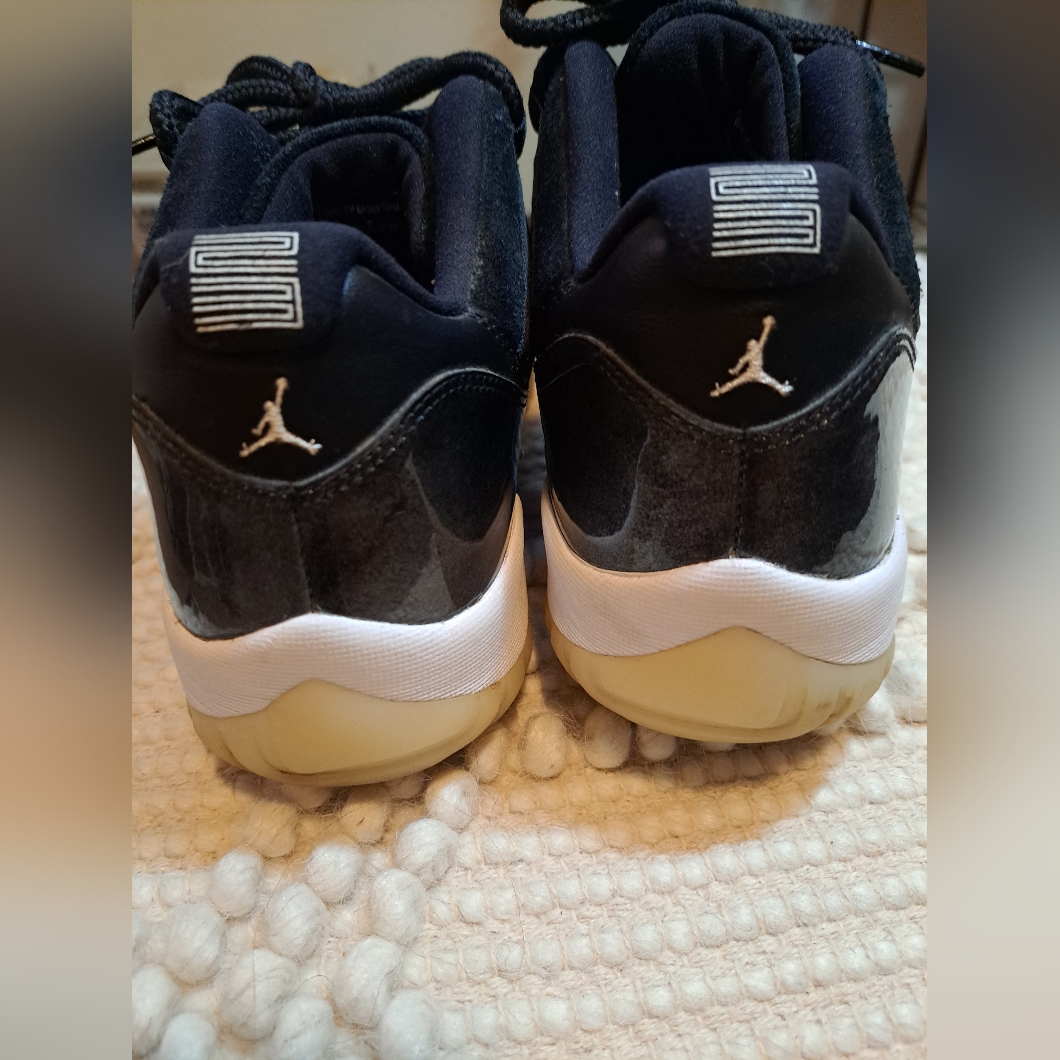 Men’s Air Jordan 11 Retro Low "Barons" Sneakers
